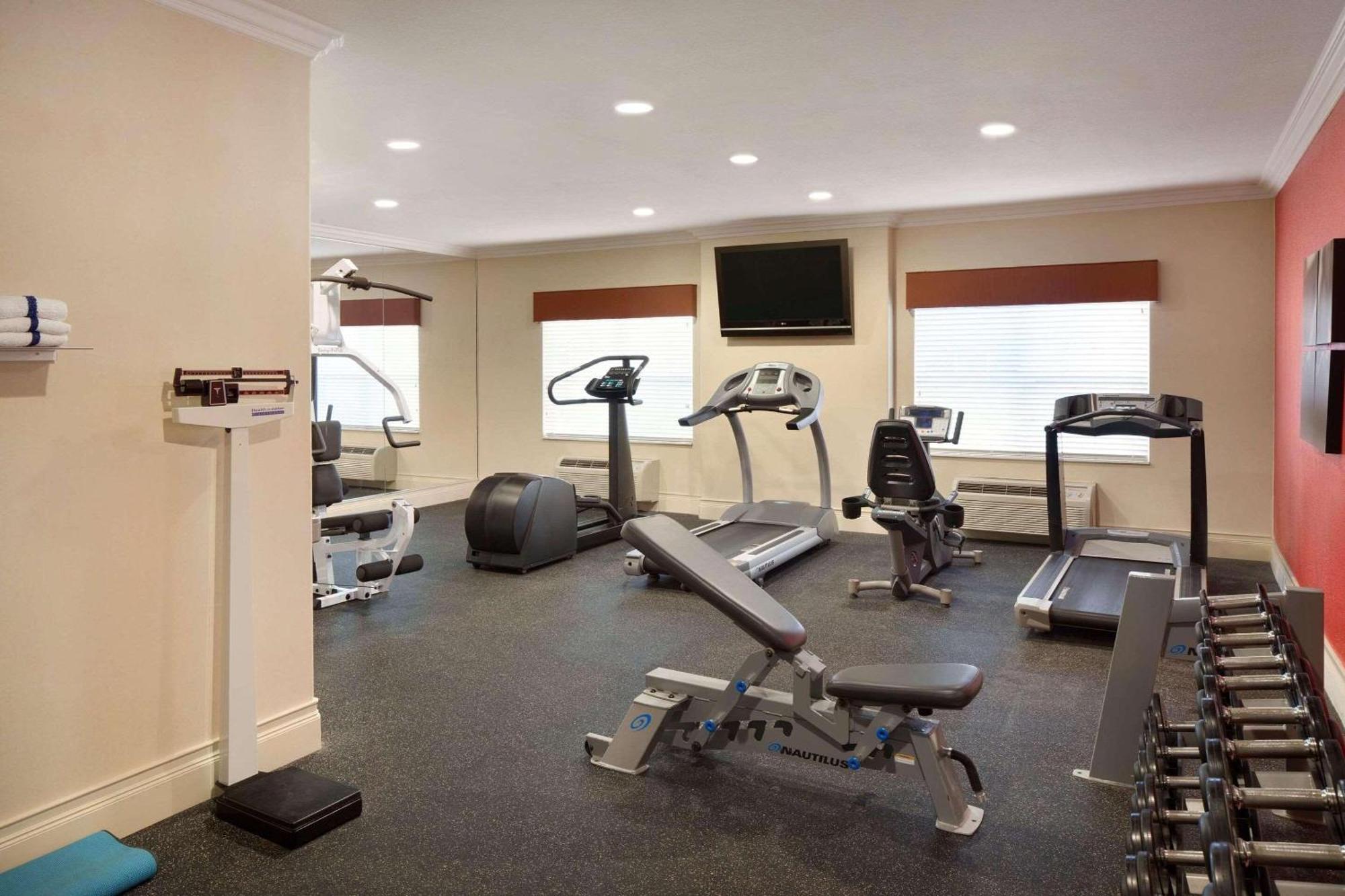 Country Inn & Suites By Radisson, Champaign North, Il Zewnętrze zdjęcie
